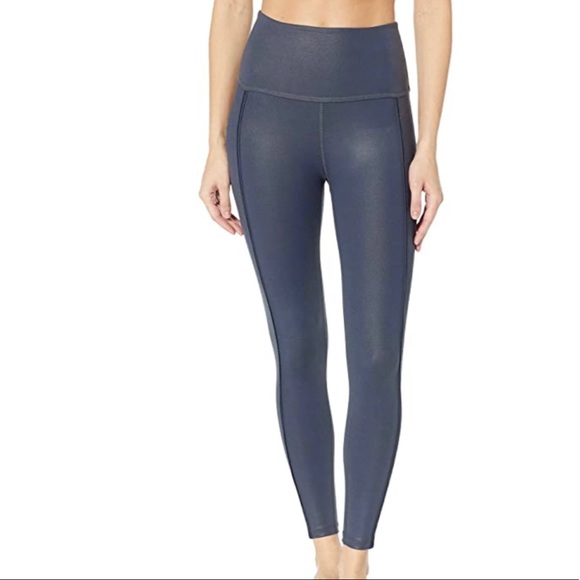 beyond yoga pearlized high waisted midi legging